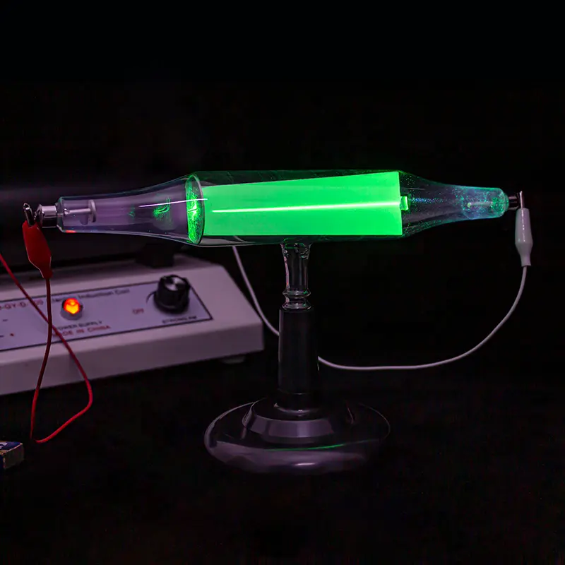Cathode Ray Tube - Magnetic field Effect